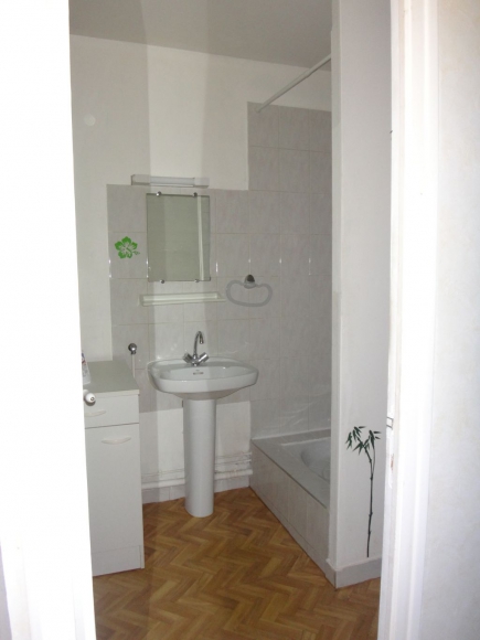 Studio spacieux proche IUT Pommery Clemenceau acheter vendre