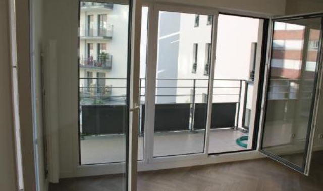 joli Appartement 3 pièce(s) 2 chambre(s) rue Willy Brandt à Clichy   acheter vendre