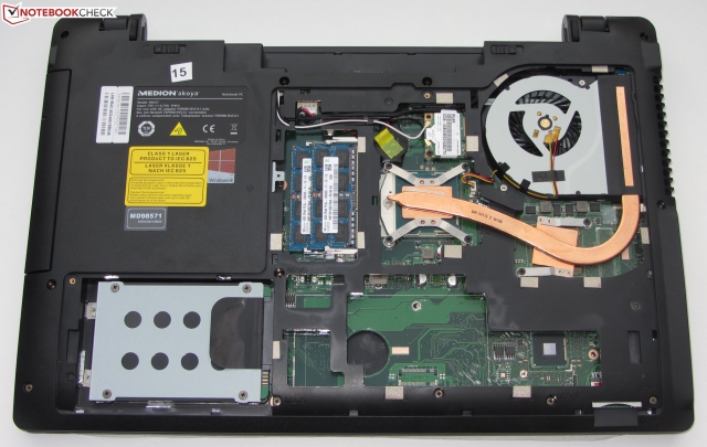 Ordinateur portable tactile MEDION AKOYA E7225T quasi-neuf acheter vendre