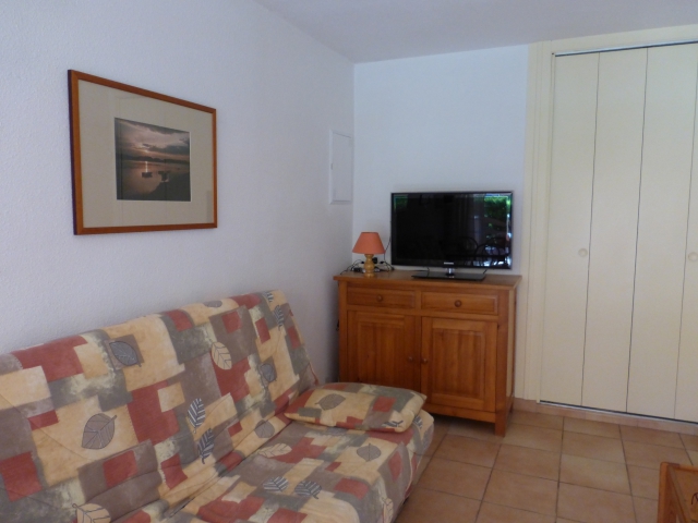 Bord Méditerranée, bel appartement à louer. acheter vendre