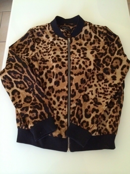 Veste légère léopard taille M acheter vendre