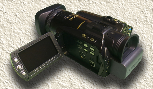 CAMESCOPE TRI-CCD JVC GZ-HD7 Everio HD acheter vendre