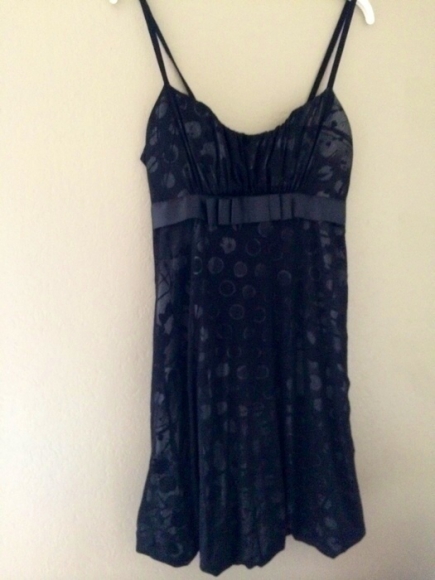 Robe noire Cache Cache taille 40 vomme neuve acheter vendre