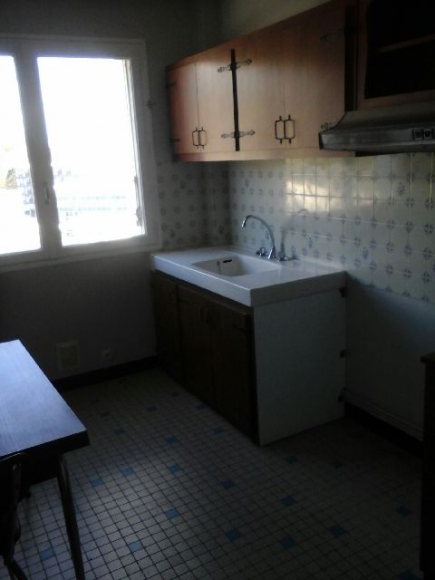 location f2 calme avec vue sur riviere acheter vendre