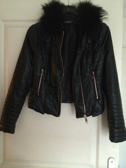 Doudoune courte noire taille 36 neuve acheter vendre