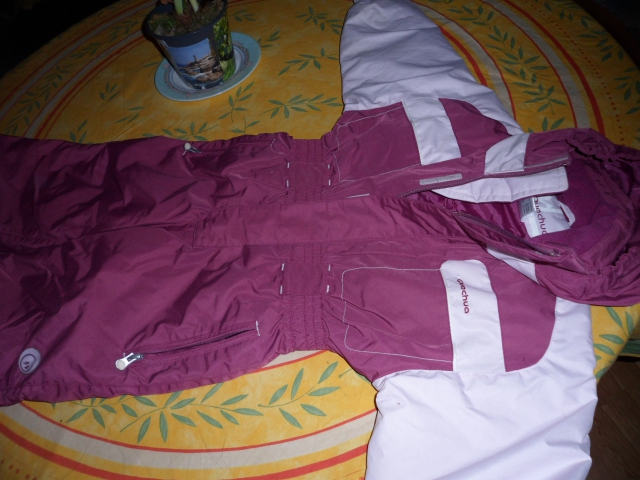 COMBINAISON SKI FILLE TTBE  4 ANS  acheter vendre