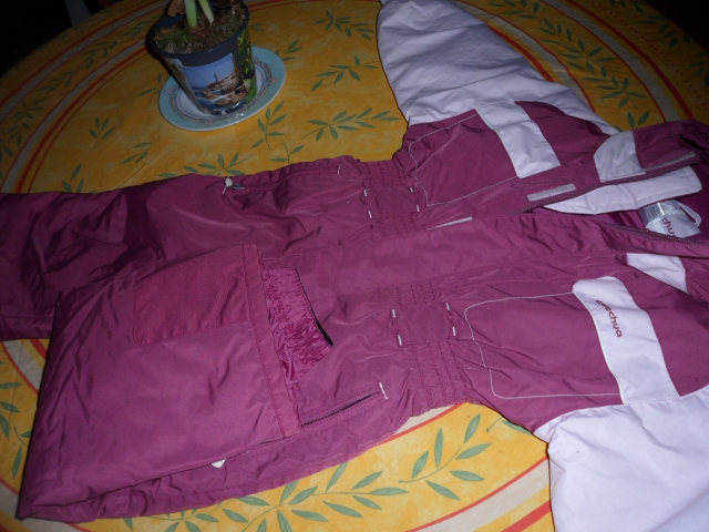 COMBINAISON SKI FILLE TTBE  4 ANS  acheter vendre