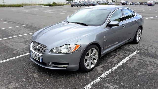 JAGUAR XF BVA 3.0 V6 TDI  LIMITED EDITION ETAT NEUF (ET C'EST VRAI!)  PREMIERE MAIN C.T. 0-0  acheter vendre
