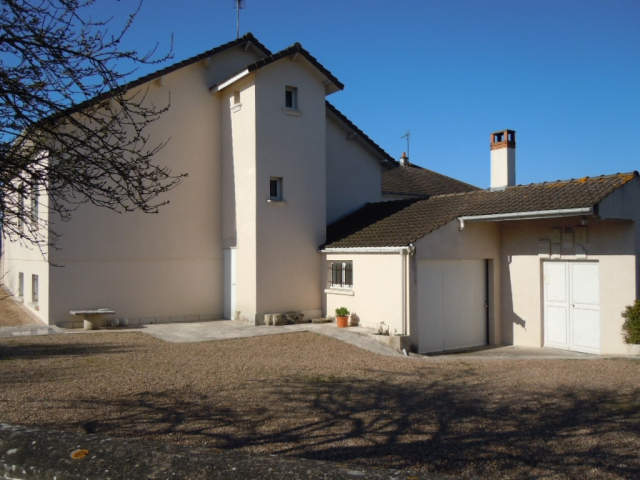 MAISON T5 + ATELIER +COMBLES - URGENT acheter vendre