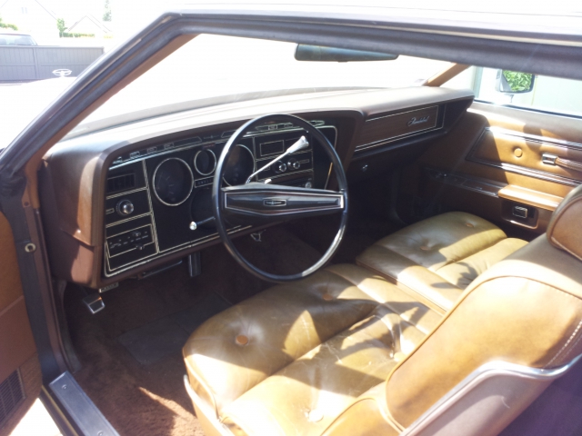 Voiture americaine (t-bird) acheter vendre