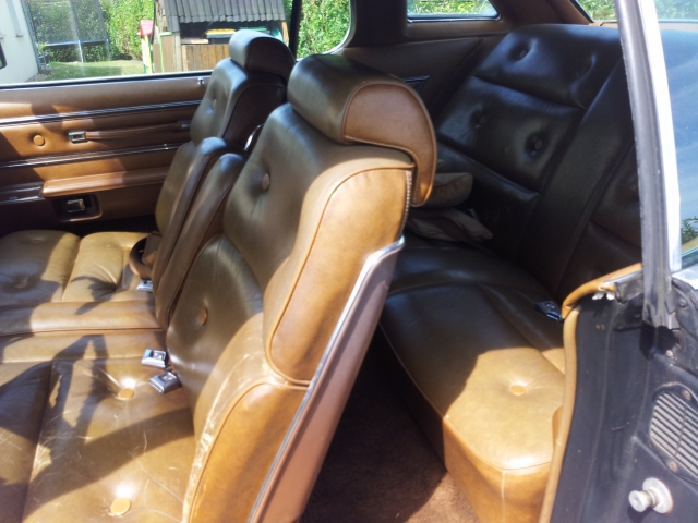 Voiture americaine (t-bird) acheter vendre