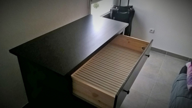 Commode noire en pin massif acheter vendre