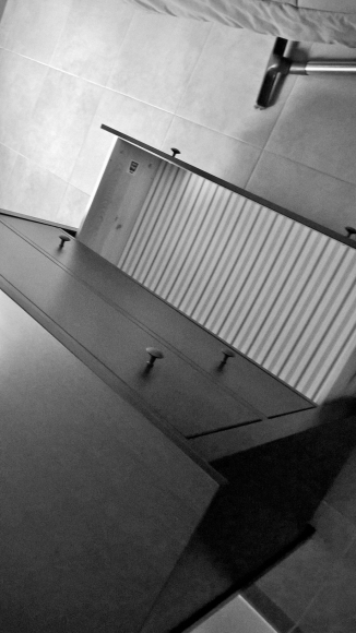 Commode noire en pin massif acheter vendre