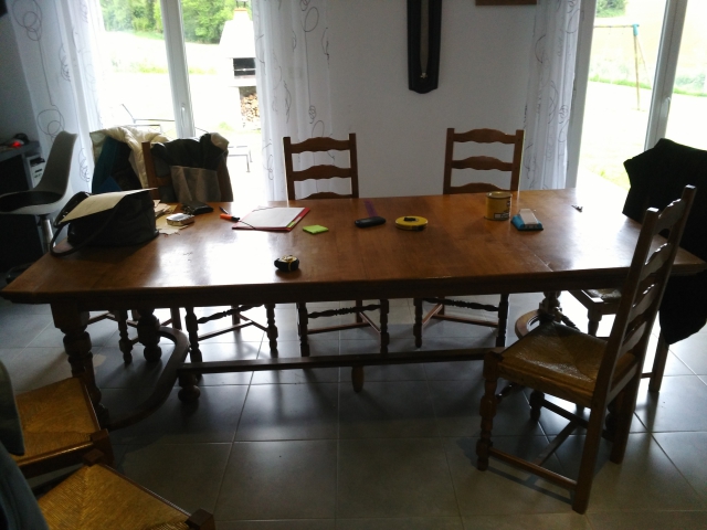Table+ chaises acheter vendre
