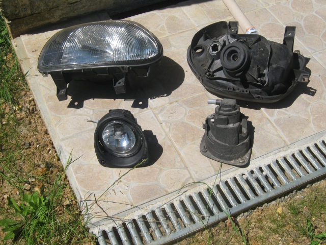  Phares et  Antibrouillard CLIO 2 Ph1  bon Etat  acheter vendre