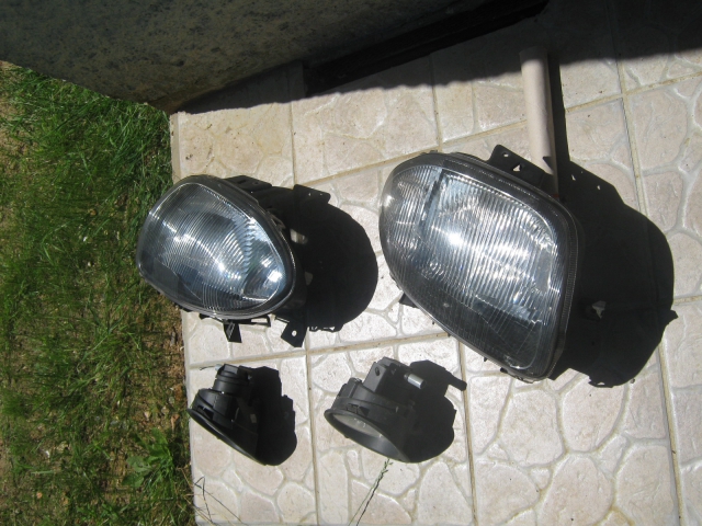  Phares et  Antibrouillard CLIO 2 Ph1  bon Etat  acheter vendre