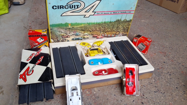 Circuit 24. Les 24 h du Mans à l'échelle 1/30 acheter vendre